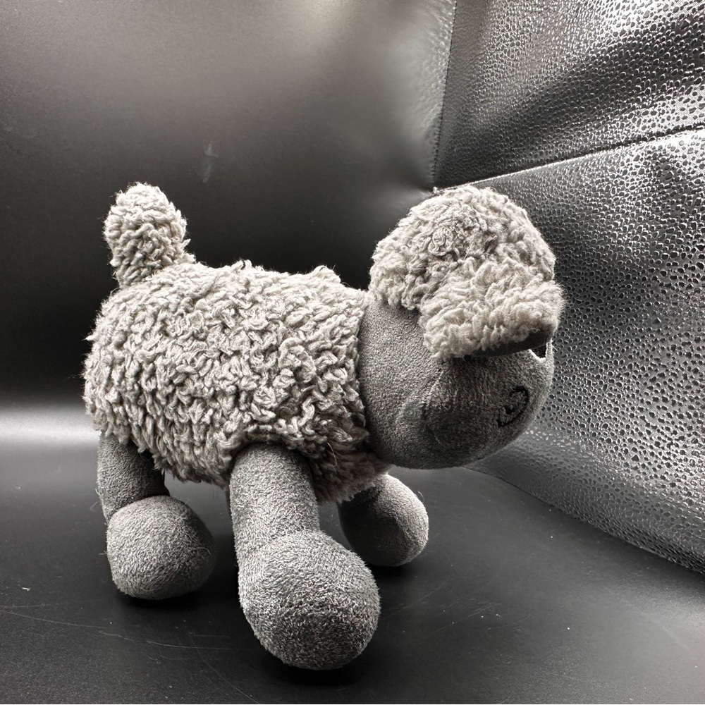 Sherpa CVS Exclusive Retired‎ Grey Embroidered  7" Stuffed Squeaky Plush Dog Toy - Picture 7 of 16